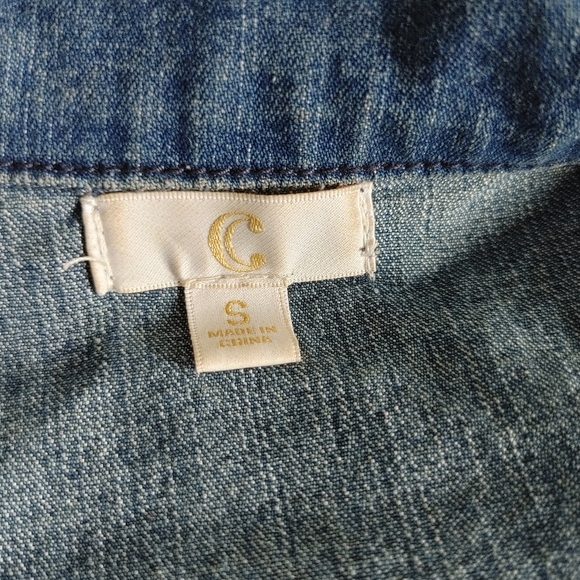 Charming Charlie Denim Jean Jacket with Rose Flowers - Picture 4 of 7